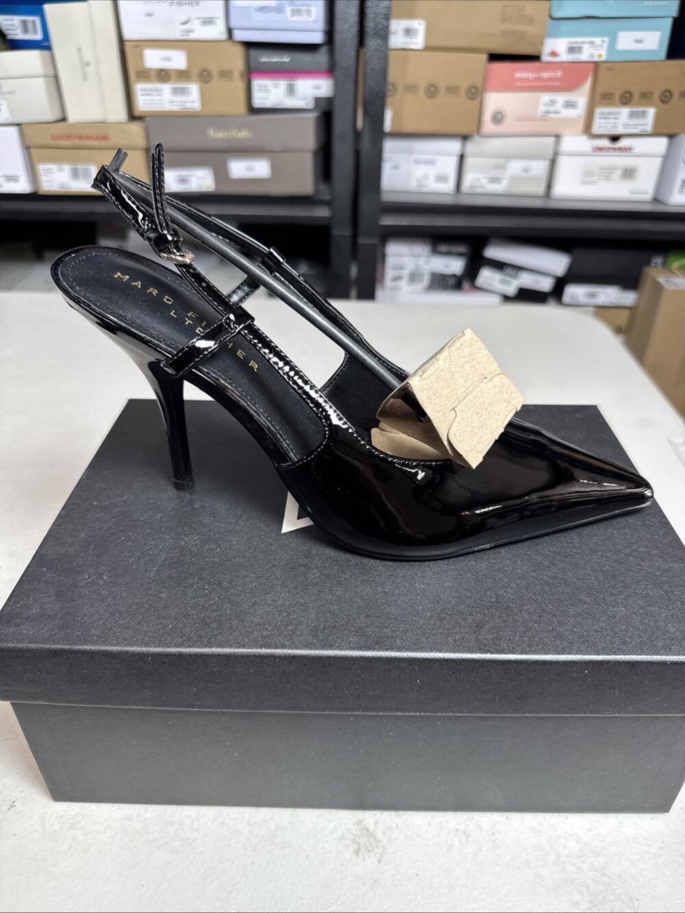 Women's 10 Marc Fisher LTD Torry, Black Patent Leather Medium